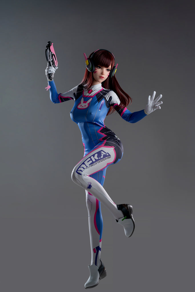D.Va's outfit and shoes