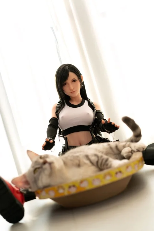 M SIZE- Tifa Sex Doll from Final Fantasy (Head and body integrated version)
