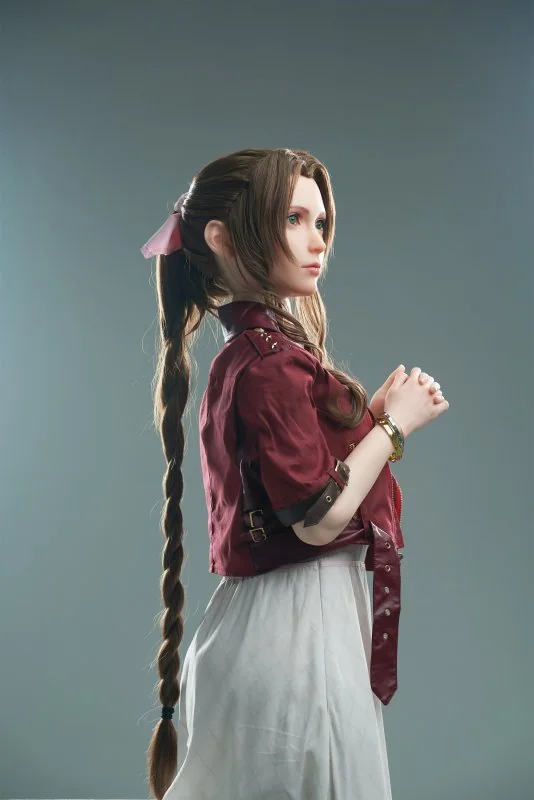 Aerith‘s Outfit and Shoes