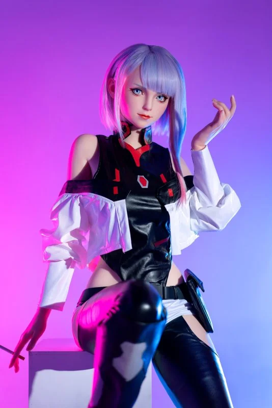 Lucy's Outfit