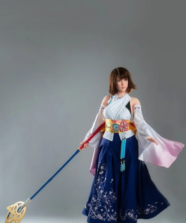 Yuna's Outfit and Boots