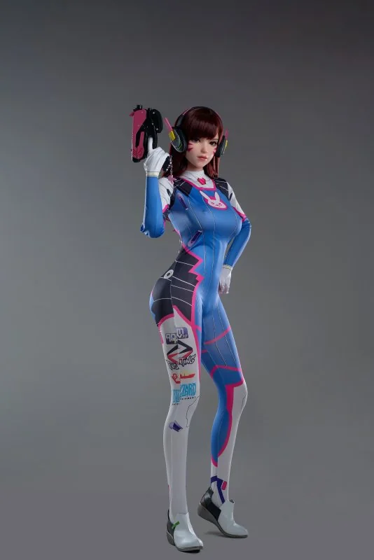 D.Va's Outfit and Shoes