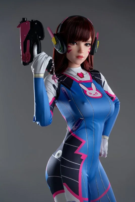 D.Va's Outfit and Shoes